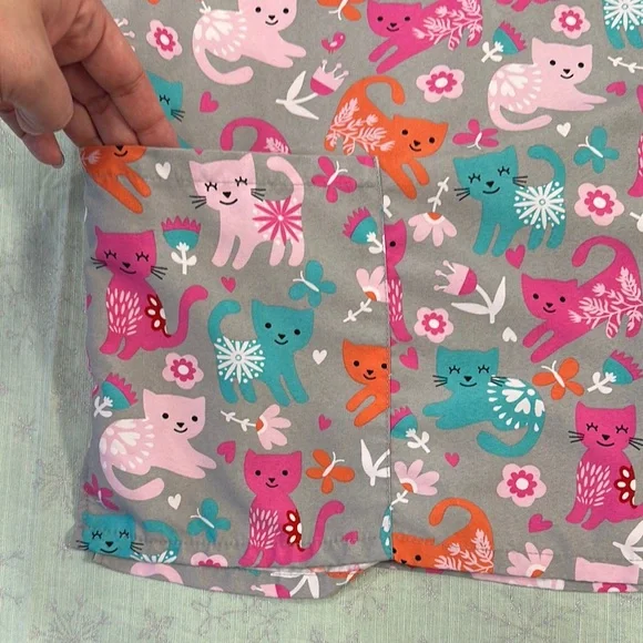 Cat Scrub Top - Picture 5 of 6